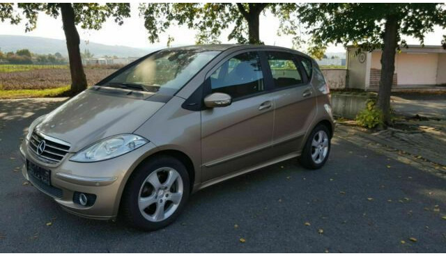 Mercedes-Benz A-Klasse 200 CDI - Autó: 1 kép. Mercedes-Benz A-Klasse 200 CDI - Autó: 1 kép.