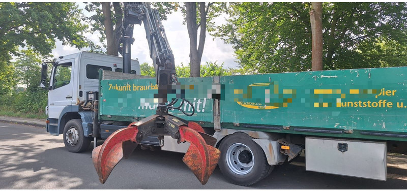 Mercedes-Benz Atego 1529 - Platós teherautó, Darus autó: 2 kép. Mercedes-Benz Atego 1529 - Platós teherautó, Darus autó: 2 kép.