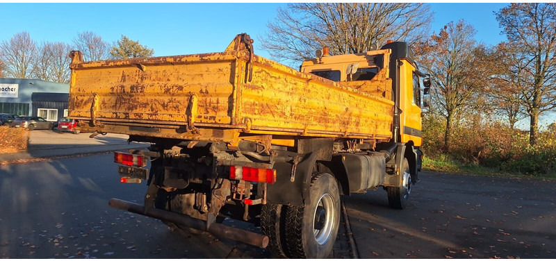 Mercedes-Benz Axor 1840 - Billenőplatós teherautó: 5 kép. Mercedes-Benz Axor 1840 - Billenőplatós teherautó: 5 kép.