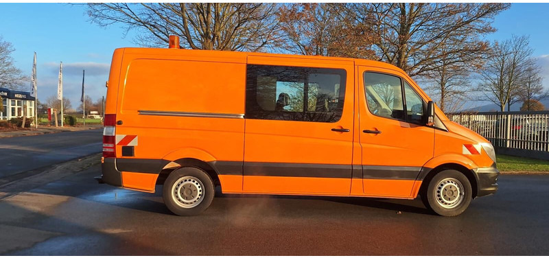 Mercedes-Benz Sprinter 313 CDI Klima Standheizung 6-Sitzer - Minibusz, Kisbusz: 5 kép. Mercedes-Benz Sprinter 313 CDI Klima Standheizung 6-Sitzer - Minibusz, Kisbusz: 5 kép.