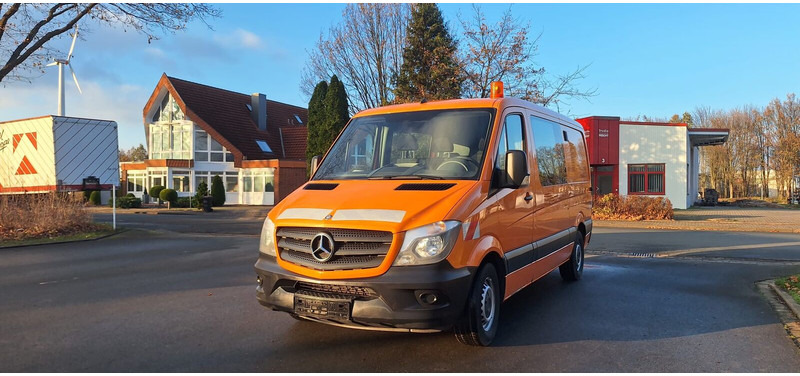 Mercedes-Benz Sprinter 313 CDI Klima Standheizung 6-Sitzer - Minibusz, Kisbusz: 1 kép. Mercedes-Benz Sprinter 313 CDI Klima Standheizung 6-Sitzer - Minibusz, Kisbusz: 1 kép.