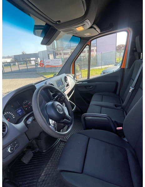 Mercedes-Benz Sprinter 314 CDI Lang/Hoch Klima - Furgon: 5 kép. Mercedes-Benz Sprinter 314 CDI Lang/Hoch Klima - Furgon: 5 kép.