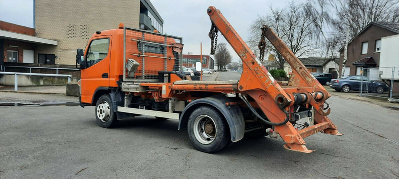 Mitsubishi Canter Absetzer Klima AHK Diff/Sperre - Konténerszállító: 2 kép. Mitsubishi Canter Absetzer Klima AHK Diff/Sperre - Konténerszállító: 2 kép.