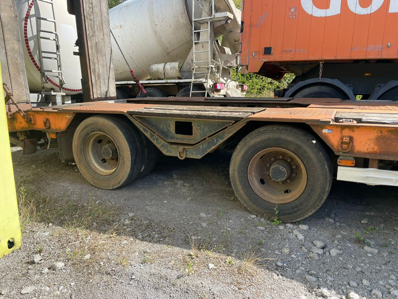 Müller-Mitteltal Tieflader - Félpótkocsi mélybölcsős: 3 kép. Müller-Mitteltal Tieflader - Félpótkocsi mélybölcsős: 3 kép.