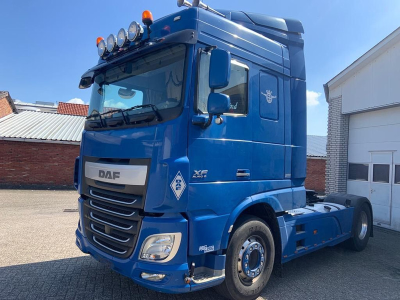 DAF XF 106.440PS SC SZM Top zustand 1-Hand - Nyergesvontató: 1 kép. DAF XF 106.440PS SC SZM Top zustand 1-Hand - Nyergesvontató: 1 kép.