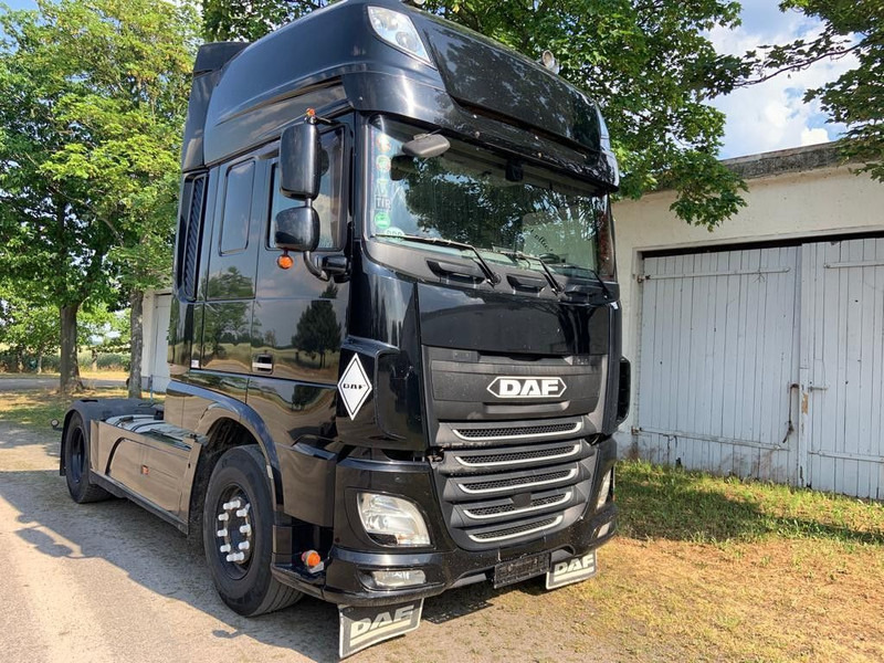DAF XF 106/460 SSC Vollausstattung - Nyergesvontató: 4 kép. DAF XF 106/460 SSC Vollausstattung - Nyergesvontató: 4 kép.