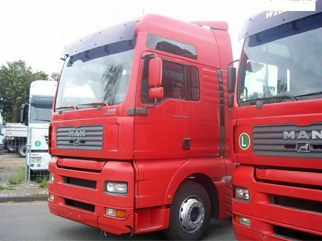 MAN 18.390TGA XXL German Truck 1-Hand Vollausst - Nyergesvontató: 5 kép. MAN 18.390TGA XXL German Truck 1-Hand Vollausst - Nyergesvontató: 5 kép.