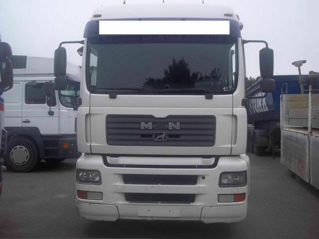 MAN 18.430TGA XXL Euro4 Anloger Tacho Vollausst - Nyergesvontató: 3 kép. MAN 18.430TGA XXL Euro4 Anloger Tacho Vollausst - Nyergesvontató: 3 kép.