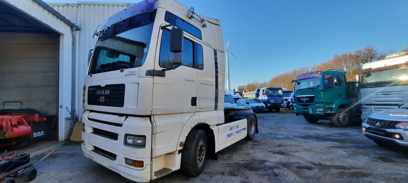 MAN 18.430TGA XXL Euro4 Anloger Tacho Vollausst - Nyergesvontató: 1 kép. MAN 18.430TGA XXL Euro4 Anloger Tacho Vollausst - Nyergesvontató: 1 kép.