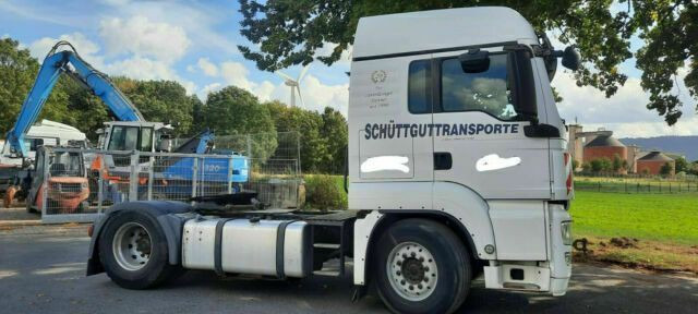 MAN TGS 18.440PS SZM G.Haus Kipperhyd. E5 - Nyergesvontató: 4 kép. MAN TGS 18.440PS SZM G.Haus Kipperhyd. E5 - Nyergesvontató: 4 kép.