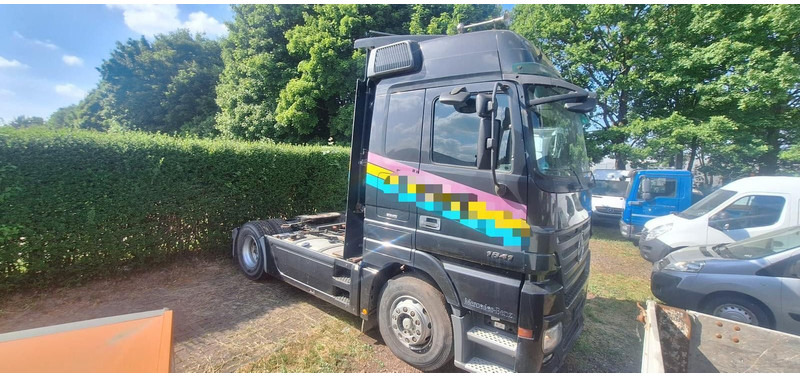 Mercedes-Benz 1841 Megaspace German Truck Euro:5 Vollausst - Nyergesvontató: 4 kép. Mercedes-Benz 1841 Megaspace German Truck Euro:5 Vollausst - Nyergesvontató: 4 kép.