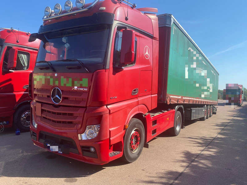 Mercedes-Benz Actros 4 2-Achser 1842 4x2 SZM Big Hause - Nyergesvontató: 1 kép. Mercedes-Benz Actros 4 2-Achser 1842 4x2 SZM Big Hause - Nyergesvontató: 1 kép.