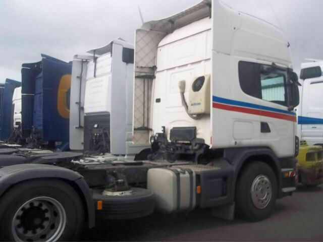 Scania 124-470 SZM Topline Schaltgetriebe German Truck - Nyergesvontató: 5 kép. Scania 124-470 SZM Topline Schaltgetriebe German Truck - Nyergesvontató: 5 kép.
