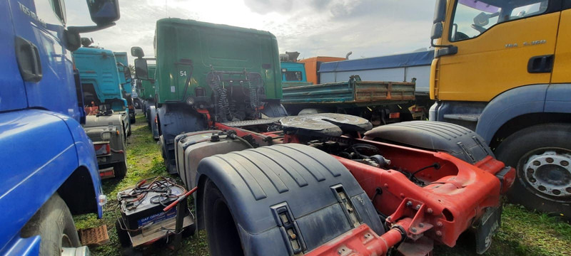 Scania P360 SZM - Nyergesvontató: 1 kép. Scania P360 SZM - Nyergesvontató: 1 kép.