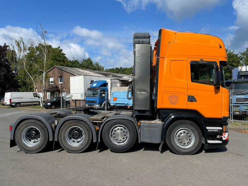 Scania R490 - Nyergesvontató: 3 kép. Scania R490 - Nyergesvontató: 3 kép.