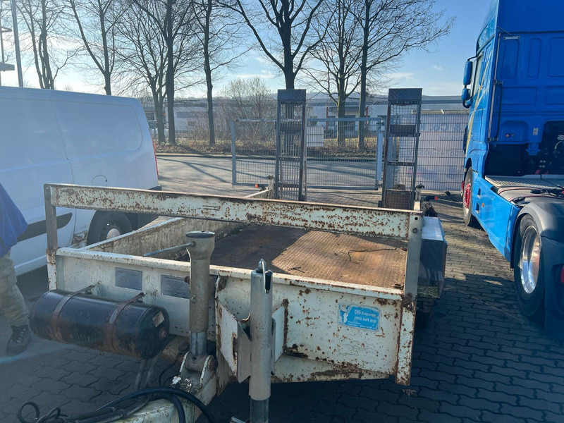 OBERMAIER Tieflader 2 Achser - Platós pótkocsi: 5 kép. OBERMAIER Tieflader 2 Achser - Platós pótkocsi: 5 kép.
