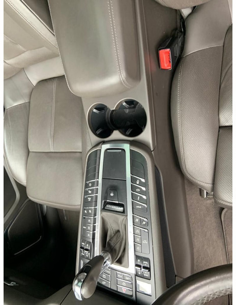 Porsche MACAN S DIESEL - Autó: 5 kép. Porsche MACAN S DIESEL - Autó: 5 kép.