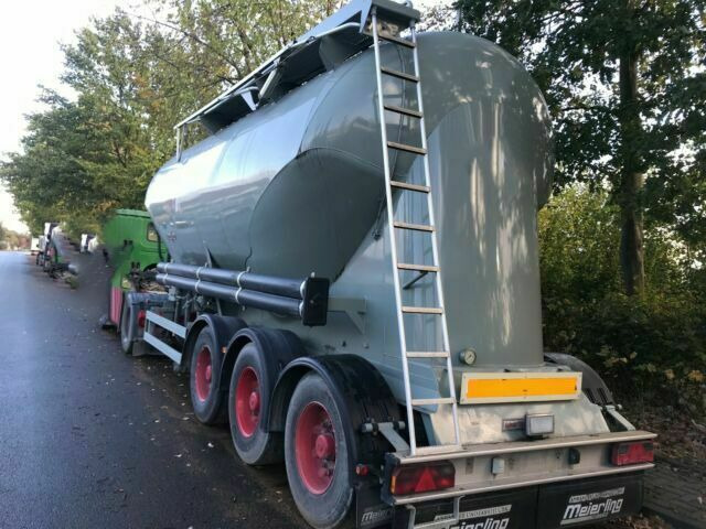 SPITZER SF 2734/2P Zement/Silo German Fahrzeug - Tartályos félpótkocsi: 2 kép. SPITZER SF 2734/2P Zement/Silo German Fahrzeug - Tartályos félpótkocsi: 2 kép.