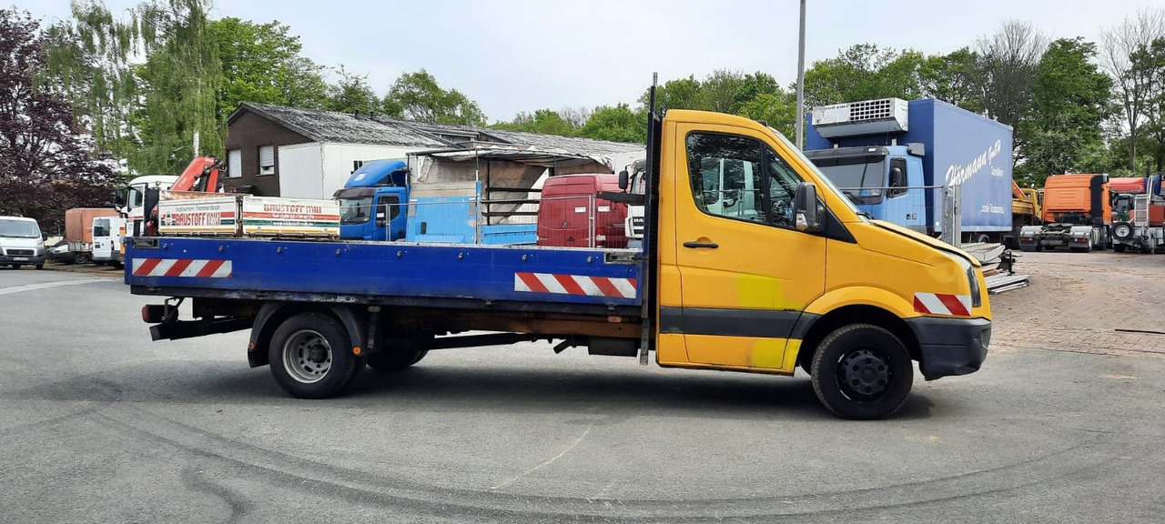 Volkswagen Crafter 50 TDI Lange/Pritsche AHK Klima - Platós kisteherautó: 5 kép. Volkswagen Crafter 50 TDI Lange/Pritsche AHK Klima - Platós kisteherautó: 5 kép.
