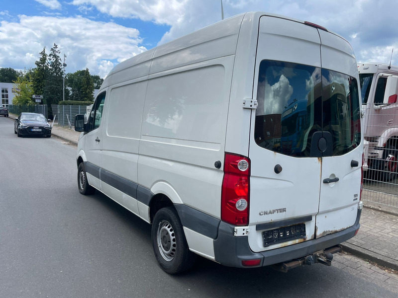 Volkswagen Crafter Kastenwagen Klima - Furgon: 5 kép. Volkswagen Crafter Kastenwagen Klima - Furgon: 5 kép.
