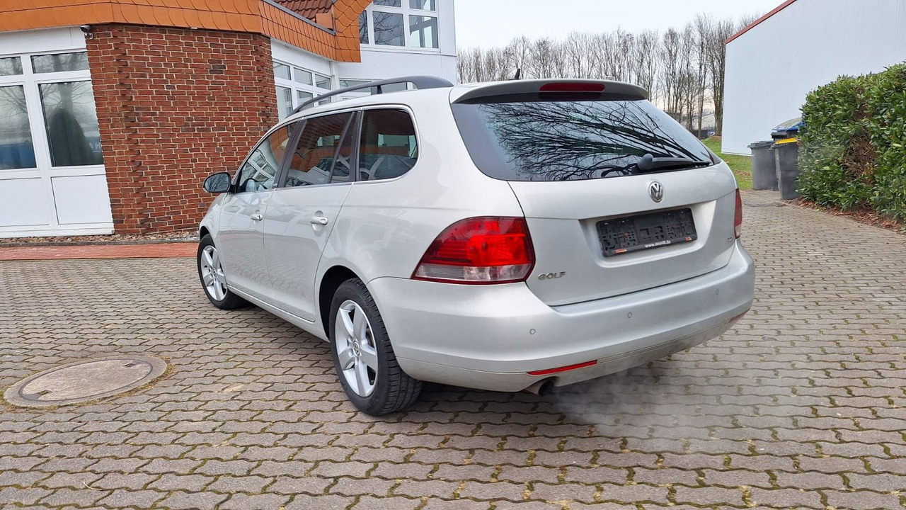 Volkswagen Golf VI Variant Style - Autó: 3 kép. Volkswagen Golf VI Variant Style - Autó: 3 kép.