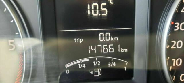 Volkswagen Transporter TDI Kastenwagen Lang - Kis furgon: 5 kép. Volkswagen Transporter TDI Kastenwagen Lang - Kis furgon: 5 kép.