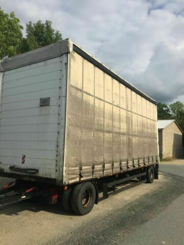 Volvo FH12-420 Euro:4Plane Spriegel mit LBW 3000kg - Ponyvás teherautó: 5 kép. Volvo FH12-420 Euro:4Plane Spriegel mit LBW 3000kg - Ponyvás teherautó: 5 kép.