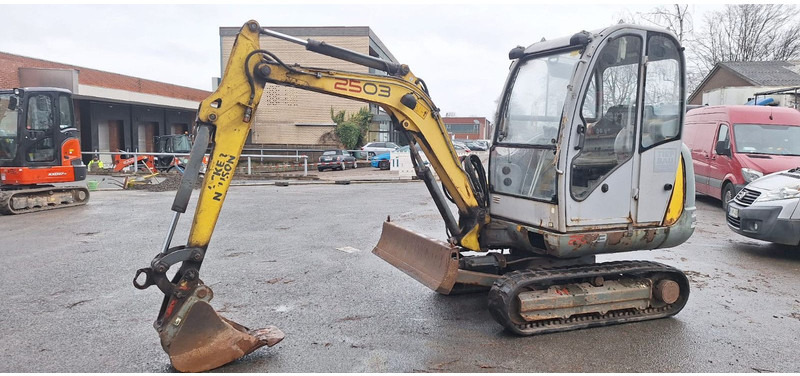 WACKER NEUSON Wacker Neuson 2503-WD Radbagger - Gumikerekes kotró: 3 kép. WACKER NEUSON Wacker Neuson 2503-WD Radbagger - Gumikerekes kotró: 3 kép.
