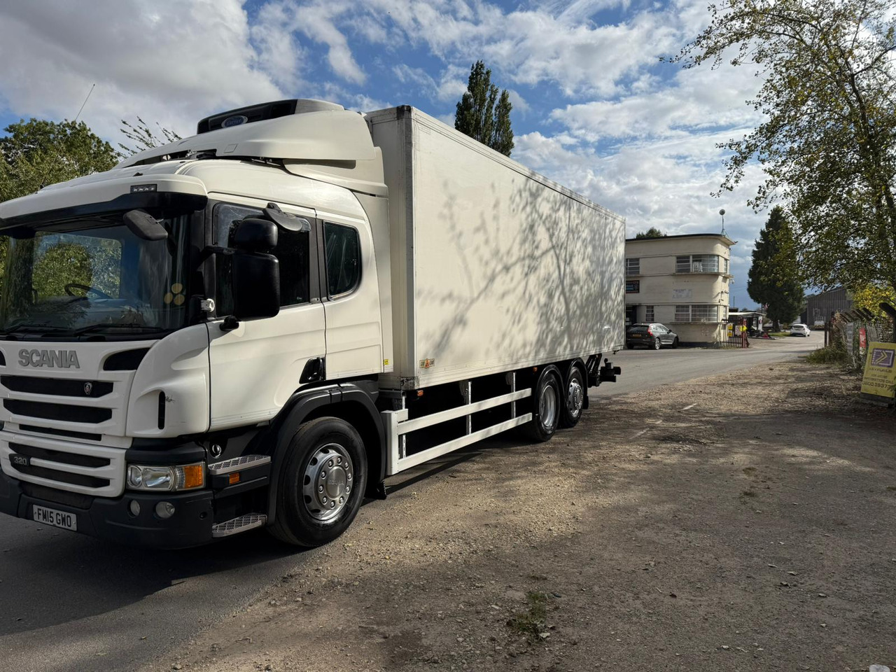 2015 Scania P320 Refrigerated truck - Hűtős teherautó: 2 kép. 2015 Scania P320 Refrigerated truck - Hűtős teherautó: 2 kép.