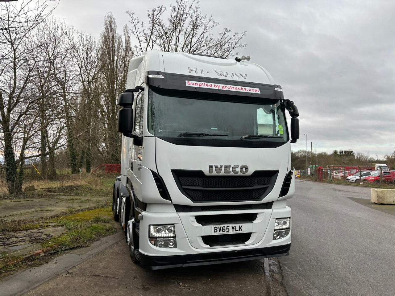 2015 Iveco Stralis 440 Tractor Unit LNK - Nyergesvontató: 2 kép. 2015 Iveco Stralis 440 Tractor Unit LNK - Nyergesvontató: 2 kép.