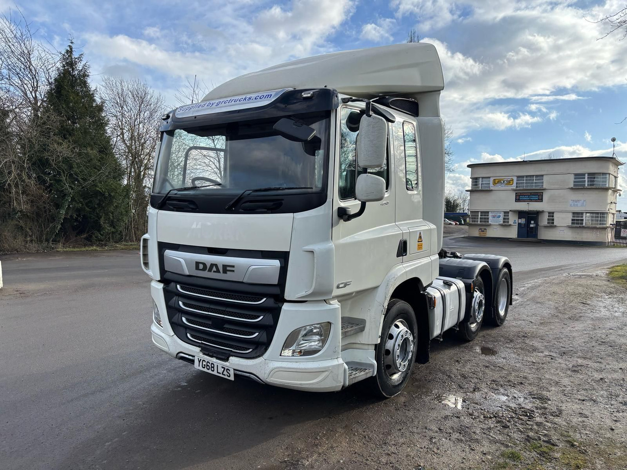 2018 DAF CF 450 - Nyergesvontató: 1 kép. 2018 DAF CF 450 - Nyergesvontató: 1 kép.