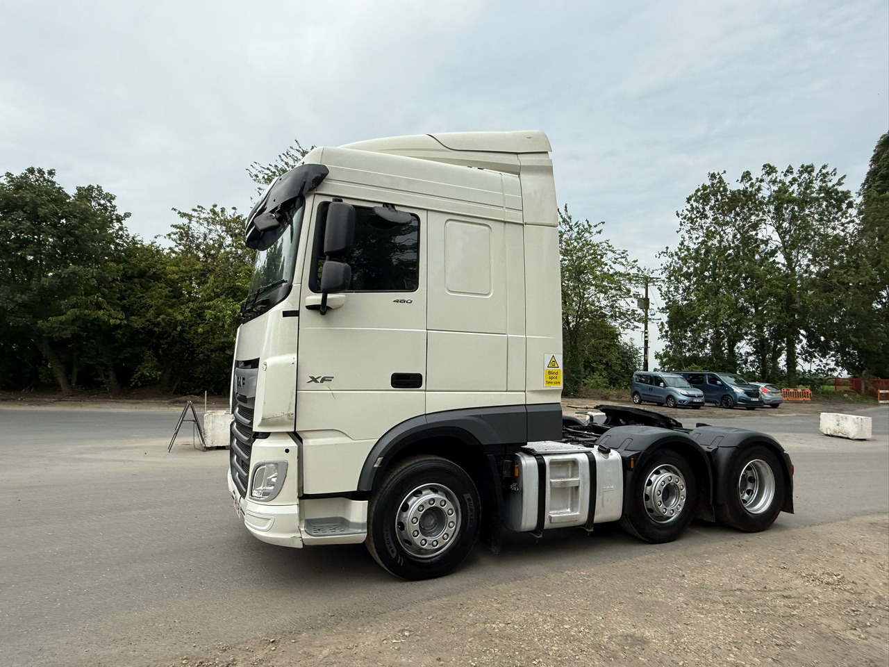 2020 DAF XF 480 Tractor Unit - Nyergesvontató: 4 kép. 2020 DAF XF 480 Tractor Unit - Nyergesvontató: 4 kép.
