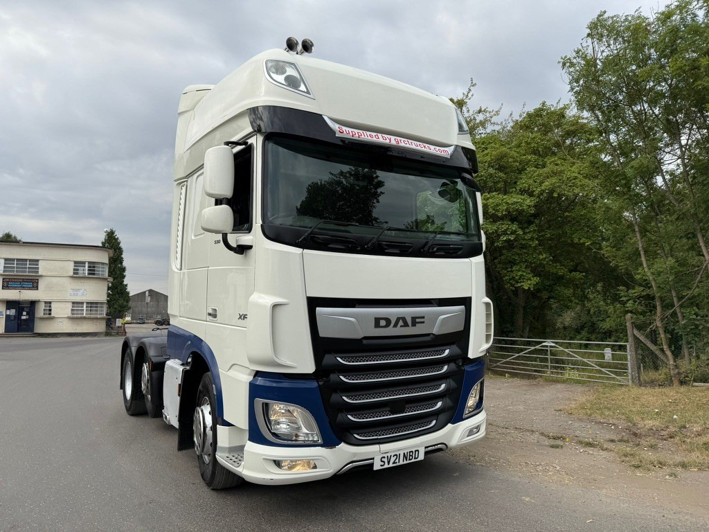 2021 DAF XF 530 Tractor Unit - Nyergesvontató: 1 kép. 2021 DAF XF 530 Tractor Unit - Nyergesvontató: 1 kép.