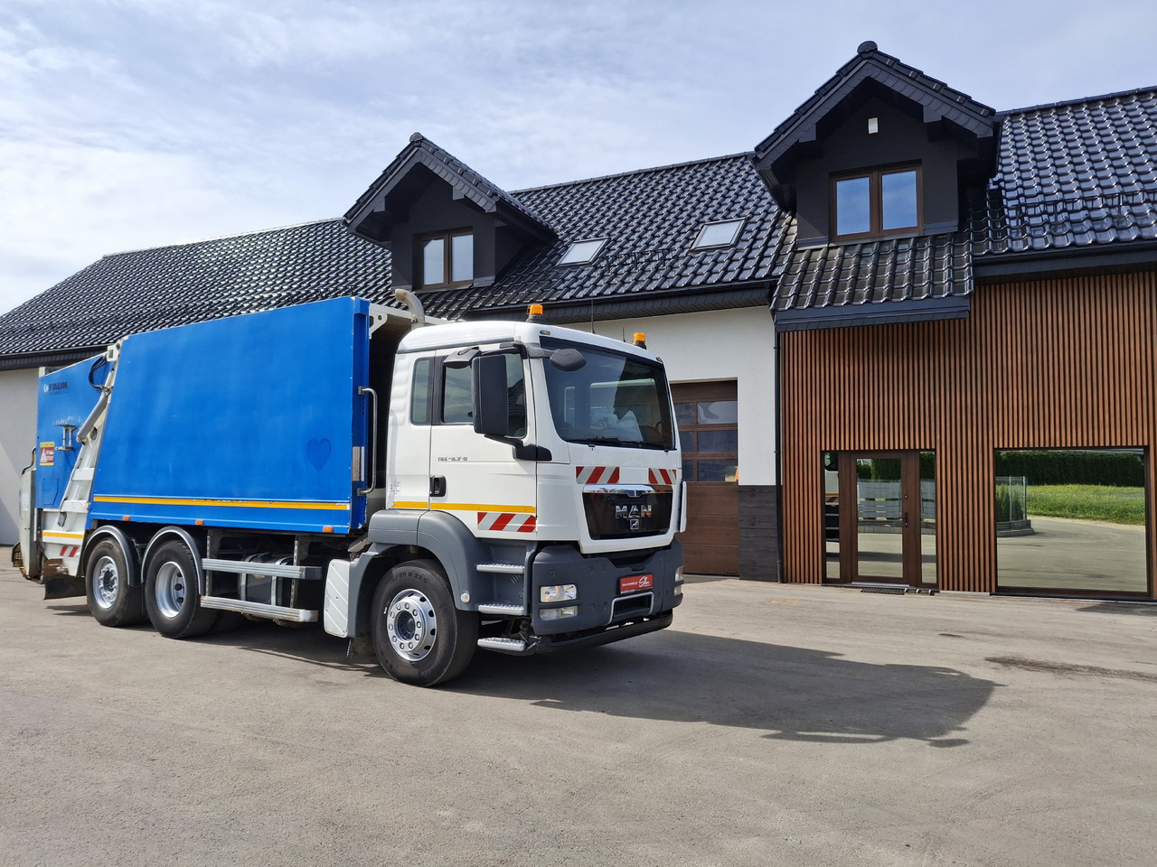 MAN MAN TGS 28.360 Śmieciarka Müllwagen Garbage Truck FAUN 3 Osie - Szemetesautó: 1 kép. MAN MAN TGS 28.360 Śmieciarka Müllwagen Garbage Truck FAUN 3 Osie - Szemetesautó: 1 kép.