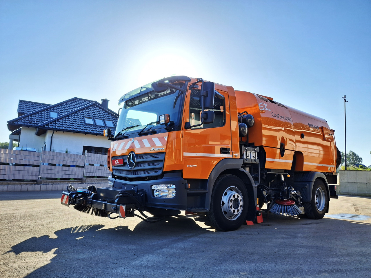 MERCEDES-BENZ Atego 1523 Zamiatarka Kehrmaschine BUCHER CityFant 6000 Euro 6 PM10 L/R Rura Do Liści - Utcaseprő gép: 2 kép. MERCEDES-BENZ Atego 1523 Zamiatarka Kehrmaschine BUCHER CityFant 6000 Euro 6 PM10 L/R Rura Do Liści - Utcaseprő gép: 2 kép.