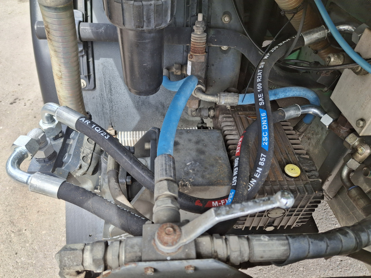 Utcaseprő gép MERCEDES-BENZ Atego 1523 Zamiatarka Kehrmaschine Schmidt SK600 Karcher 2 Motoren Euro 6 PM10 Rura Do Liści: 18 kép. Utcaseprő gép MERCEDES-BENZ Atego 1523 Zamiatarka Kehrmaschine Schmidt SK600 Karcher 2 Motoren Euro 6 PM10 Rura Do Liści: 18 kép.