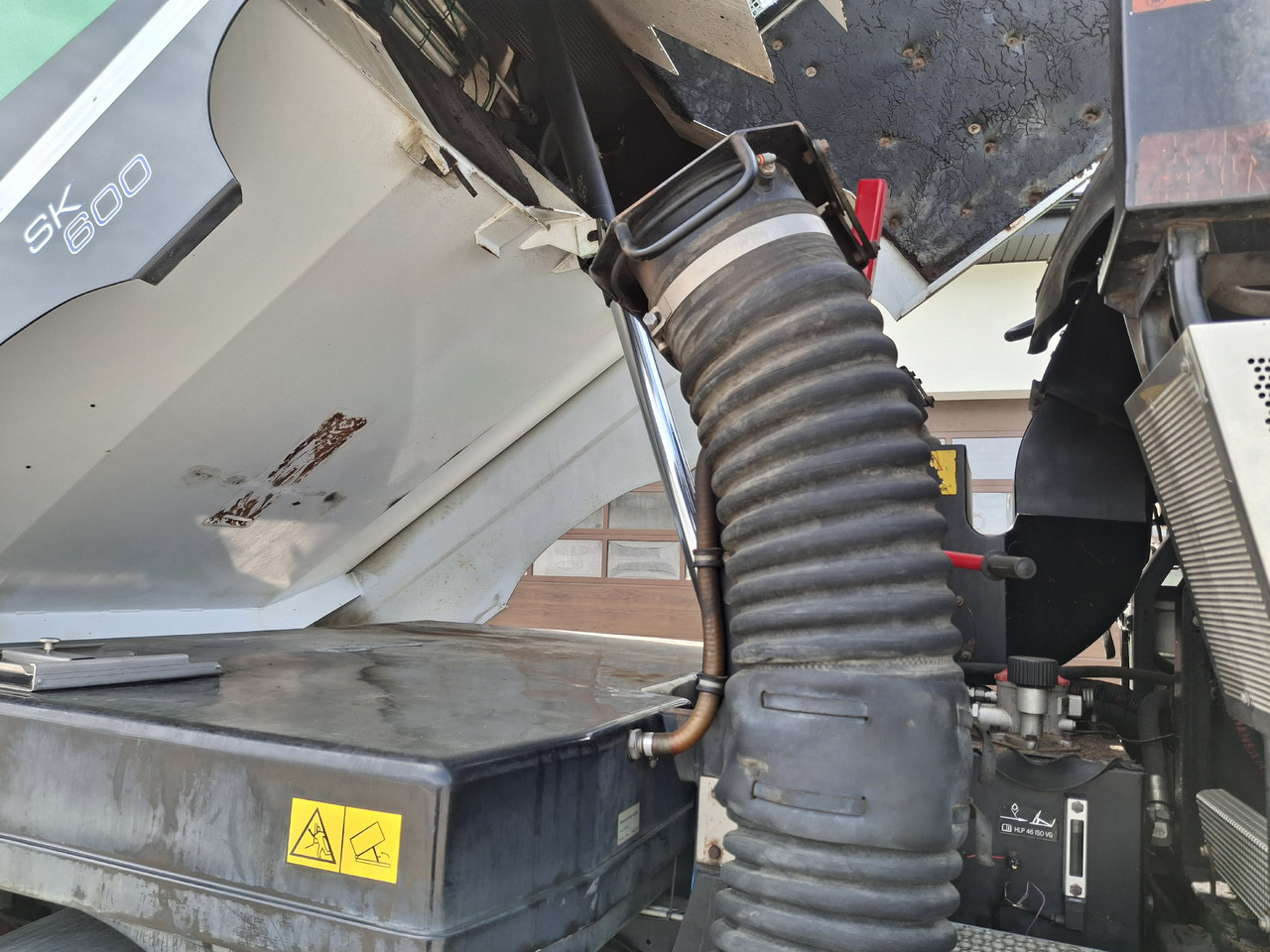 Utcaseprő gép MERCEDES-BENZ Atego 1523 Zamiatarka Kehrmaschine Schmidt SK600 Karcher 2 Motoren Euro 6 PM10 Rura Do Liści: 23 kép. Utcaseprő gép MERCEDES-BENZ Atego 1523 Zamiatarka Kehrmaschine Schmidt SK600 Karcher 2 Motoren Euro 6 PM10 Rura Do Liści: 23 kép.