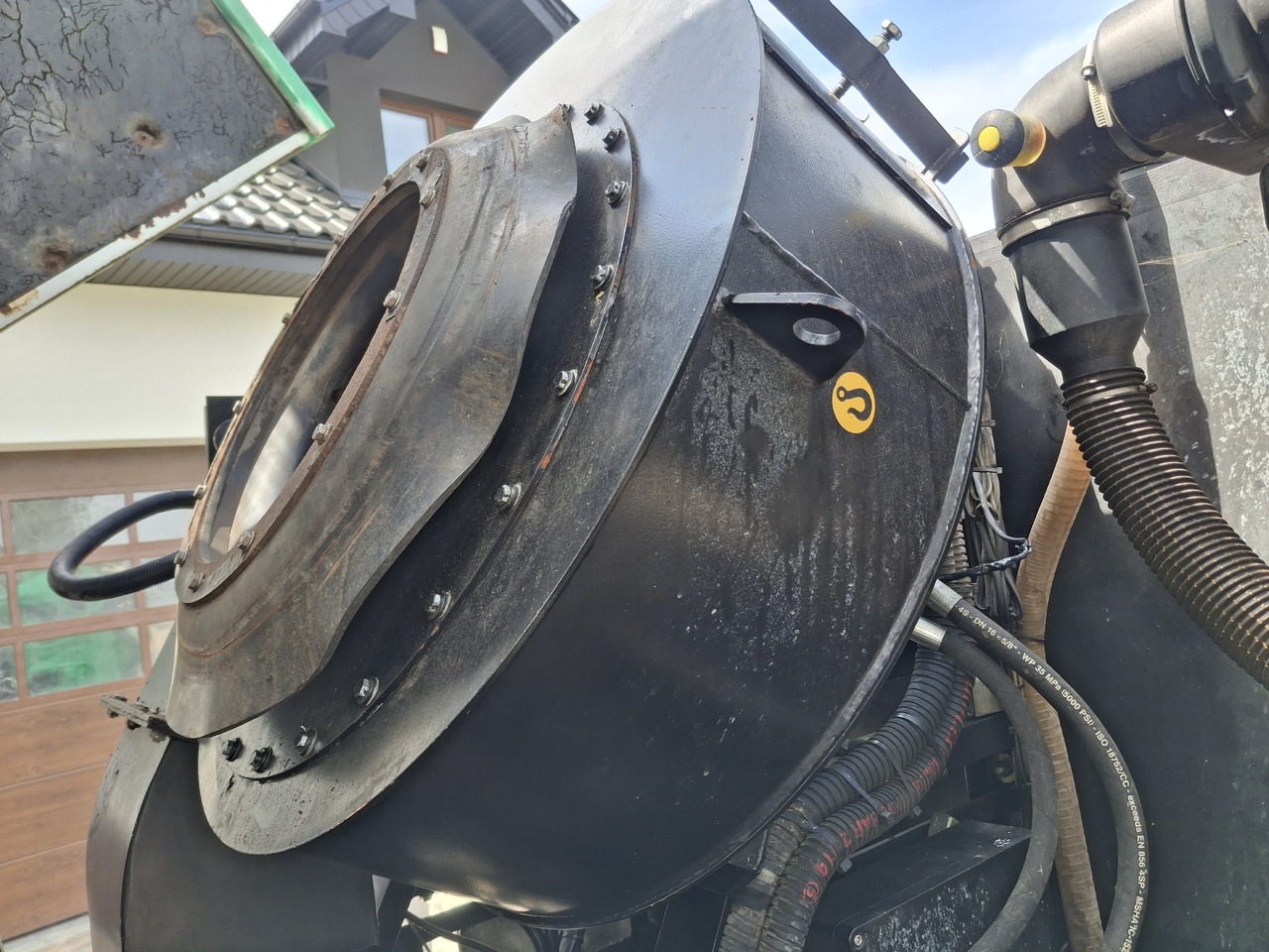 Utcaseprő gép MERCEDES-BENZ Atego 1523 Zamiatarka Kehrmaschine Schmidt SK600 Karcher 2 Motoren Euro 6 PM10 Rura Do Liści: 26 kép. Utcaseprő gép MERCEDES-BENZ Atego 1523 Zamiatarka Kehrmaschine Schmidt SK600 Karcher 2 Motoren Euro 6 PM10 Rura Do Liści: 26 kép.