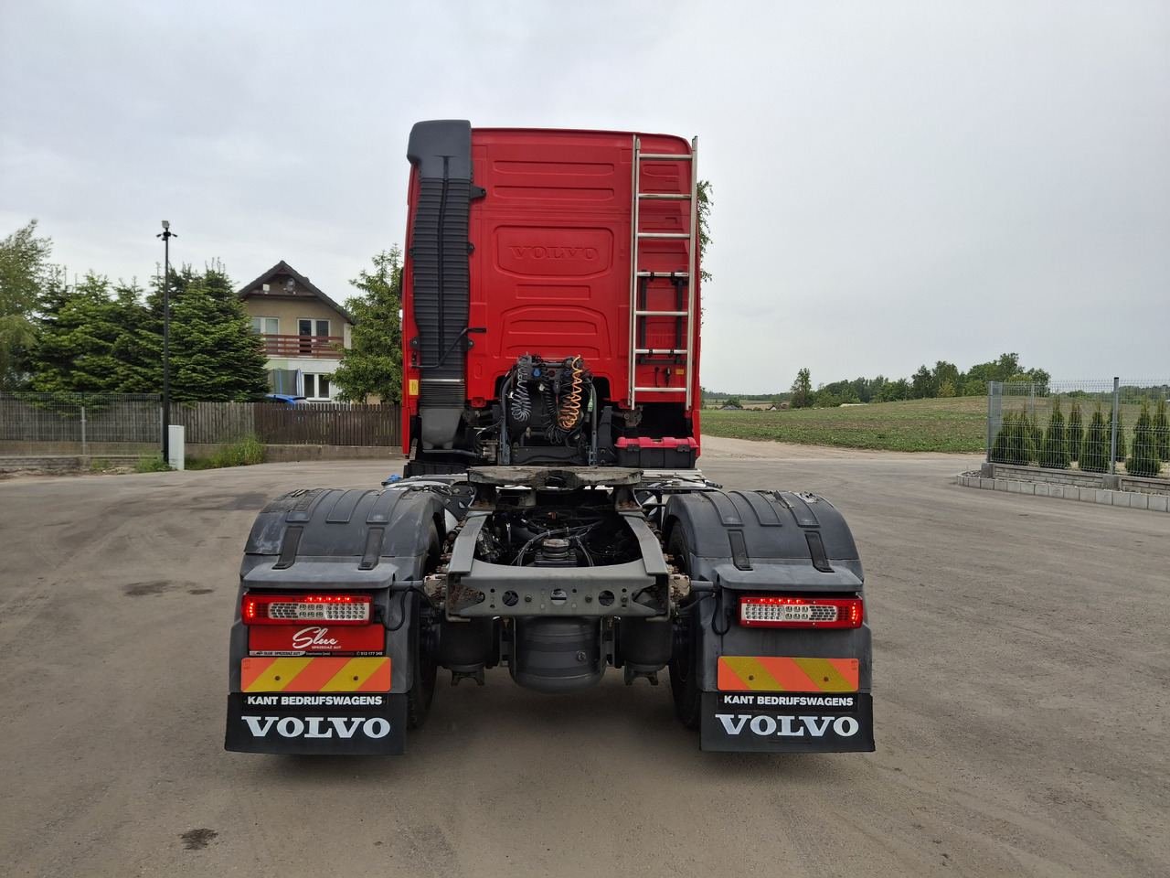 VOLVO FH 420 ADR Sattelzugmaschine Euro 6 Ciągnik Siodłowy Automat Światła LED - Nyergesvontató: 4 kép. VOLVO FH 420 ADR Sattelzugmaschine Euro 6 Ciągnik Siodłowy Automat Światła LED - Nyergesvontató: 4 kép.