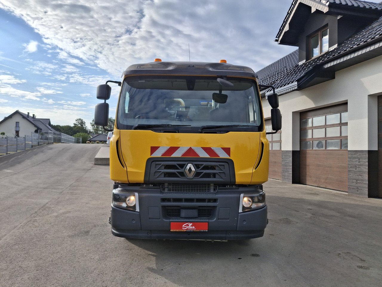 RENAULT C280 SEMAT ZOELLER Zamiatarka Kehrmaschine Euro 6 PM Karcher L/R 2 Motoren 2018r Hochdruckreinigung - Utcaseprő gép: 2 kép. RENAULT C280 SEMAT ZOELLER Zamiatarka Kehrmaschine Euro 6 PM Karcher L/R 2 Motoren 2018r Hochdruckreinigung - Utcaseprő gép: 2 kép.