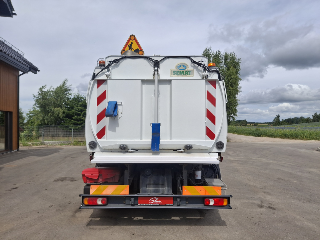 RENAULT Midlum 220 Zamiatarka Kehrmaschine Johnston L/R 2 Motoren 2 Silniki - Utcaseprő gép: 4 kép. RENAULT Midlum 220 Zamiatarka Kehrmaschine Johnston L/R 2 Motoren 2 Silniki - Utcaseprő gép: 4 kép.