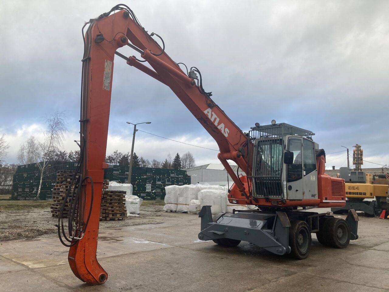 Atlas 1604 - Hulladék kotró: 3 kép. Atlas 1604 - Hulladék kotró: 3 kép.