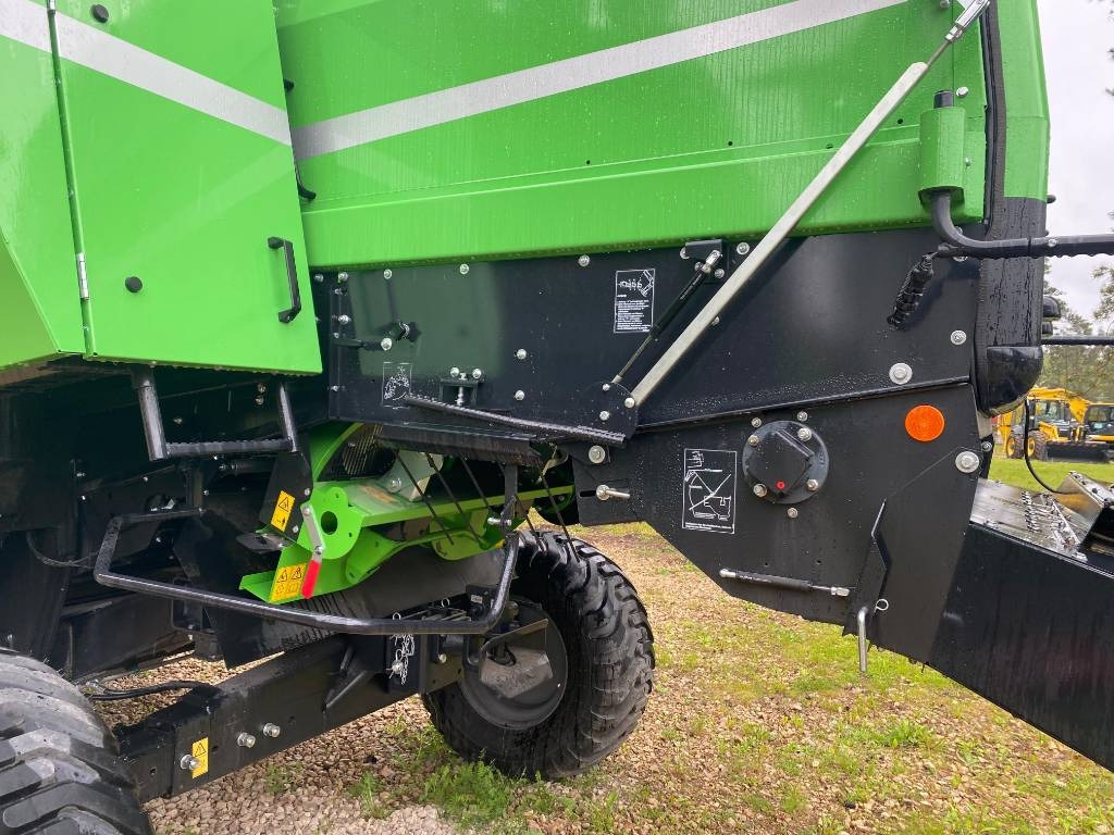 Deutz-fahr Deutz-Fahr 6305 TS - Kombájn: 4 kép. Deutz-fahr Deutz-Fahr 6305 TS - Kombájn: 4 kép.