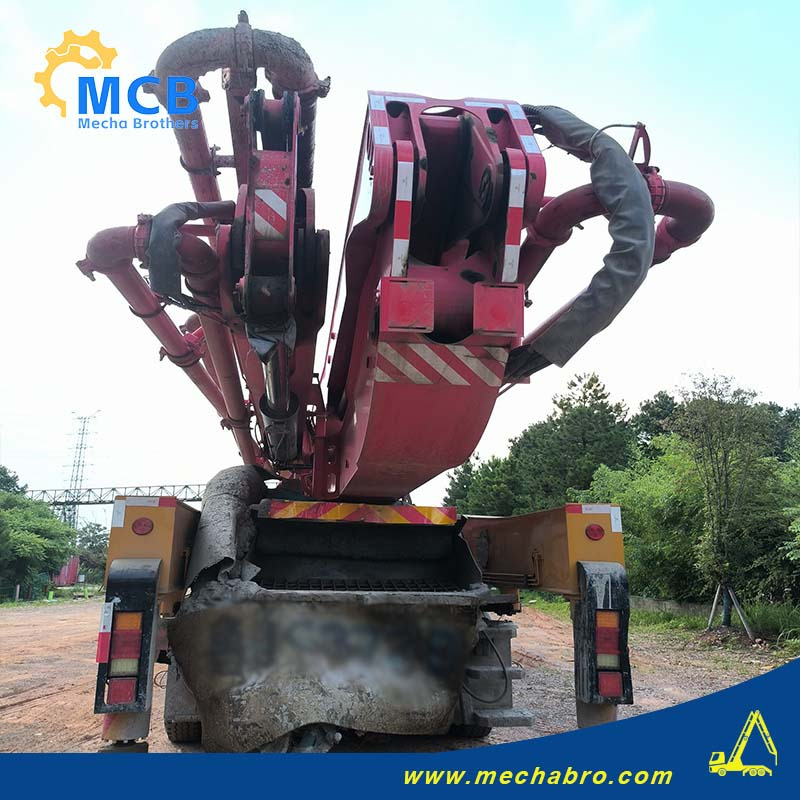Betonpumpa SANY SYM5445THB: 6 kép. Betonpumpa SANY SYM5445THB: 6 kép.