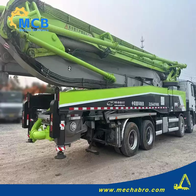 Zoomlion ZLJ5440THBBE - Betonpumpa: 4 kép. Zoomlion ZLJ5440THBBE - Betonpumpa: 4 kép.
