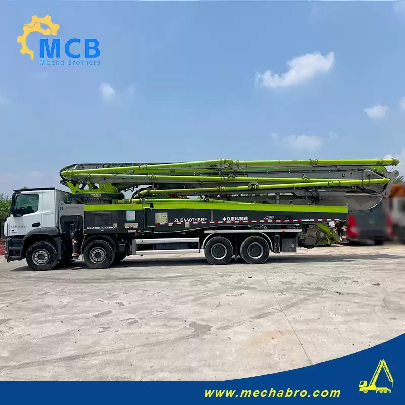 Zoomlion ZLJ5440THBBF - Betonpumpa: 3 kép. Zoomlion ZLJ5440THBBF - Betonpumpa: 3 kép.