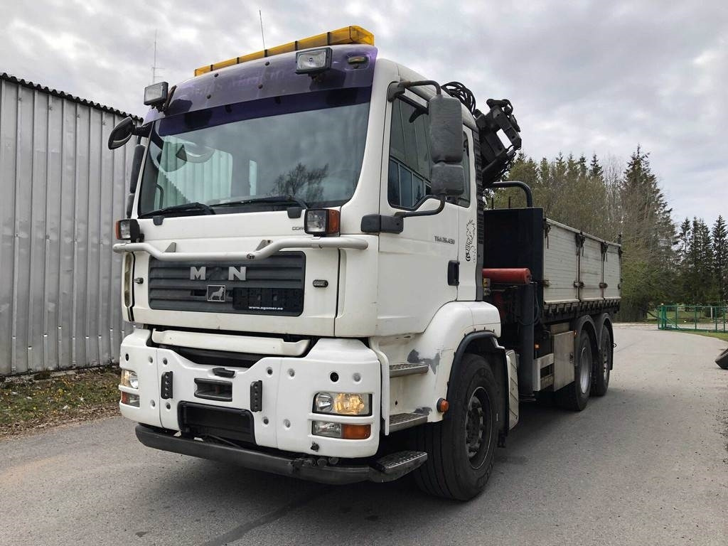 MAN TGA 26.430 6X2-2 BL/M 3-WAY TIP+PALFINGER PK23500 - Billenőplatós teherautó: 2 kép. MAN TGA 26.430 6X2-2 BL/M 3-WAY TIP+PALFINGER PK23500 - Billenőplatós teherautó: 2 kép.
