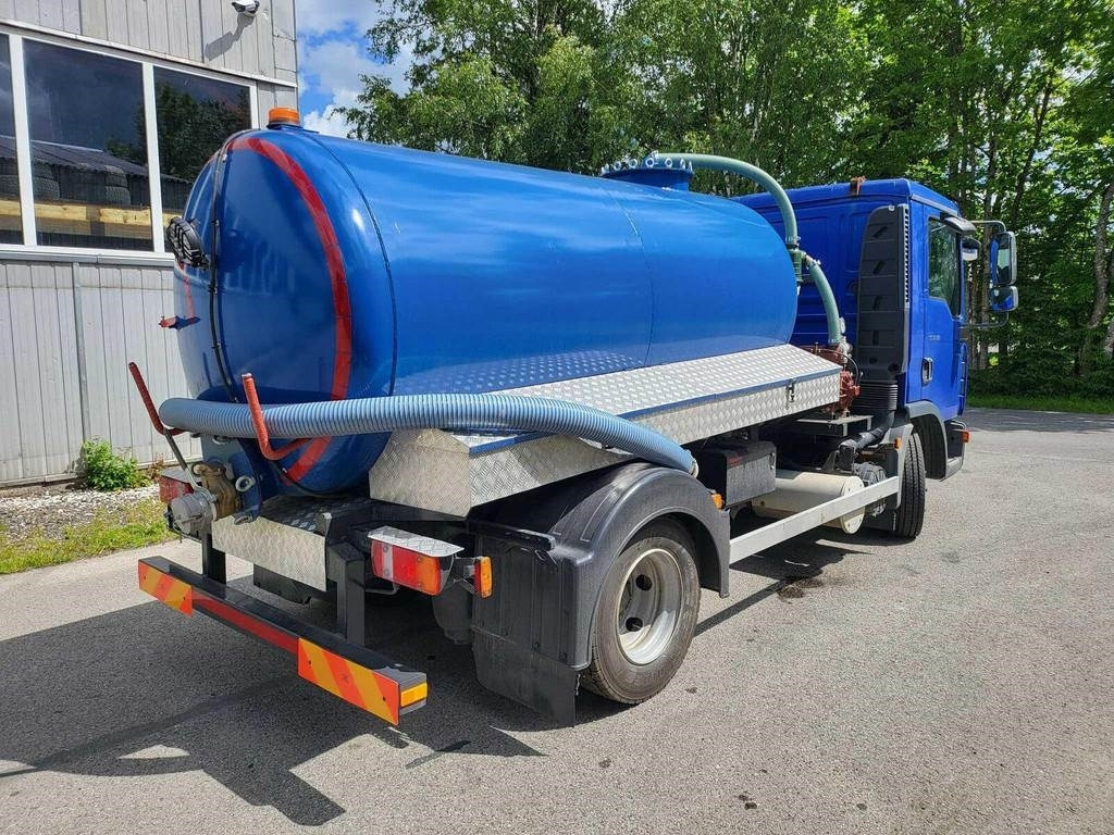 MAN TGL 8.180 4X2 VACUUM 4m³ - Szippantós autó: 4 kép. MAN TGL 8.180 4X2 VACUUM 4m³ - Szippantós autó: 4 kép.