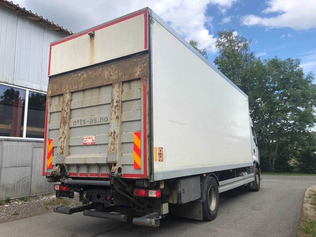 Renault Premium 380 4X2 SIDE OPENING EURO5 - Dobozos felépítményű teherautó: 3 kép. Renault Premium 380 4X2 SIDE OPENING EURO5 - Dobozos felépítményű teherautó: 3 kép.