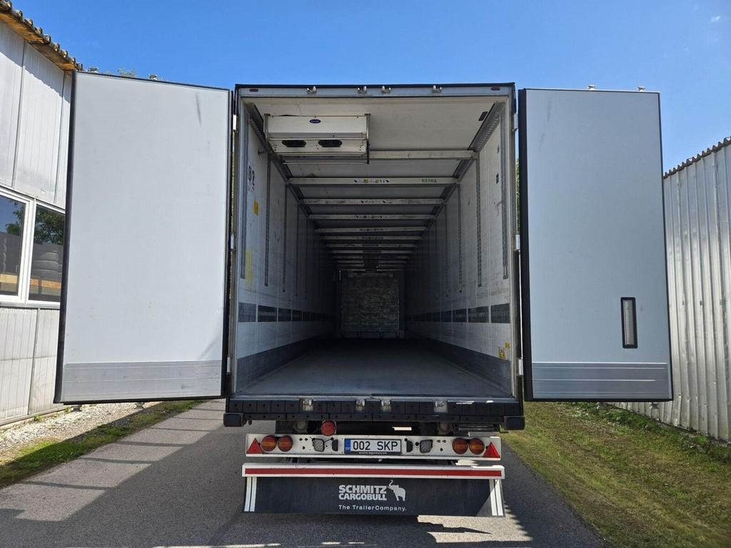 Schmitz Cargobull SKO 24/L-13.4 FP45 COOL DOUBLE STOCK - Félpótkocsi hűtős: 3 kép. Schmitz Cargobull SKO 24/L-13.4 FP45 COOL DOUBLE STOCK - Félpótkocsi hűtős: 3 kép.